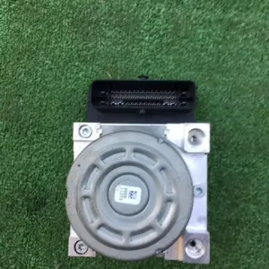 Pompa ABS modulator do Hondy Civic X 2017- Wyprzedaż