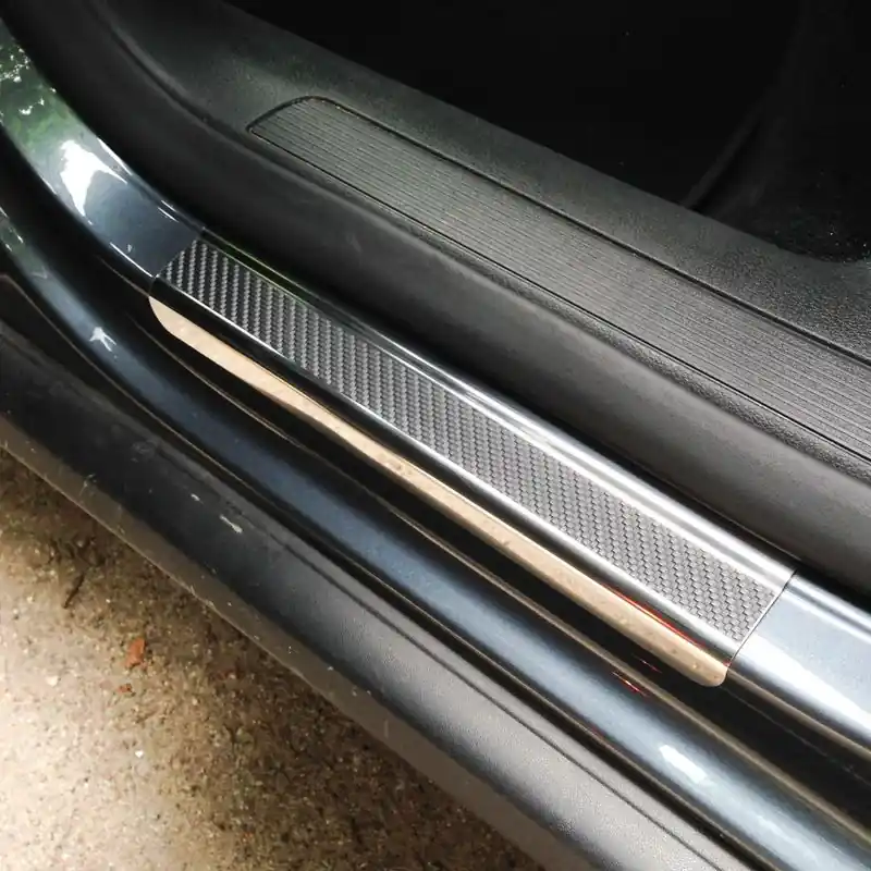 Zniżka Nakładki progowe (stal + folia karbonowa) BMW X5
