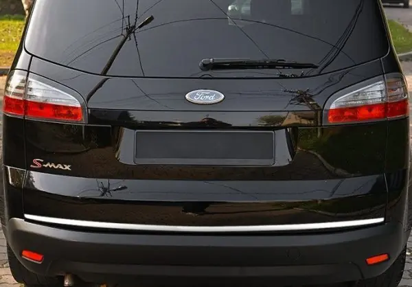 Hit sprzedaży Ford S-MAX – Listwa chromowana – klapa bagażnika