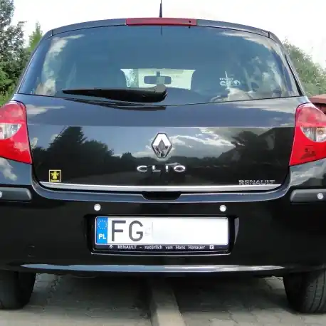 Zniżka Renault CLIO III HB – Listwa chromowana bagażnik