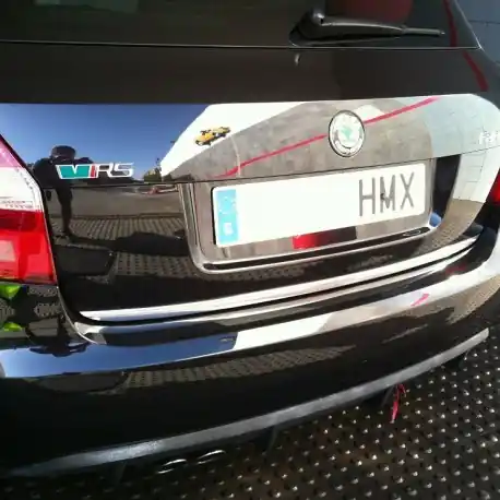 Wybór klientów Skoda FABIA II HB – Listwa chromowana klapa bagażnika