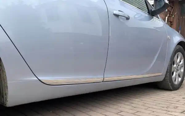 Nowość Opel Insignia – Listwy CHROM Ozdobne Boczne Drzwi